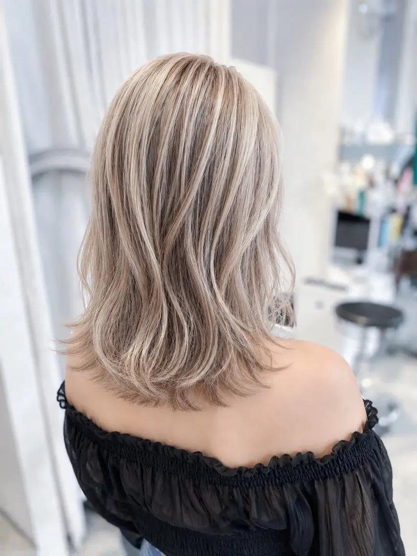 ミディアム カラー ブリーチ ヘアカラー 【デザインカラー】 南堀江　宇都宮のヘアスタイル