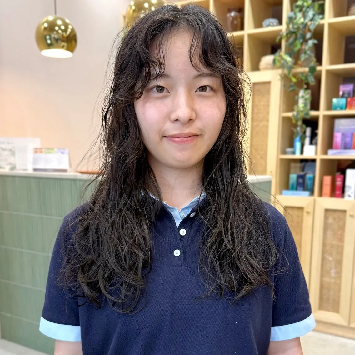 セミロング カット パーマ 艶ブリーチカラー✨ ボブレイヤーSakiのヘアスタイル