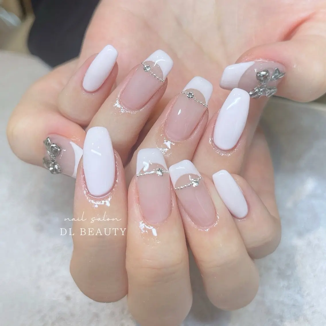 ネイル .. momoko🕊のネイルデザイン
