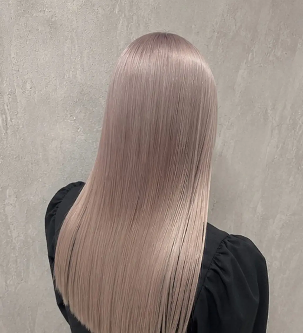 ロング ヘアカラー 🌈艶ブリーチ 🌈イッキのヘアスタイル