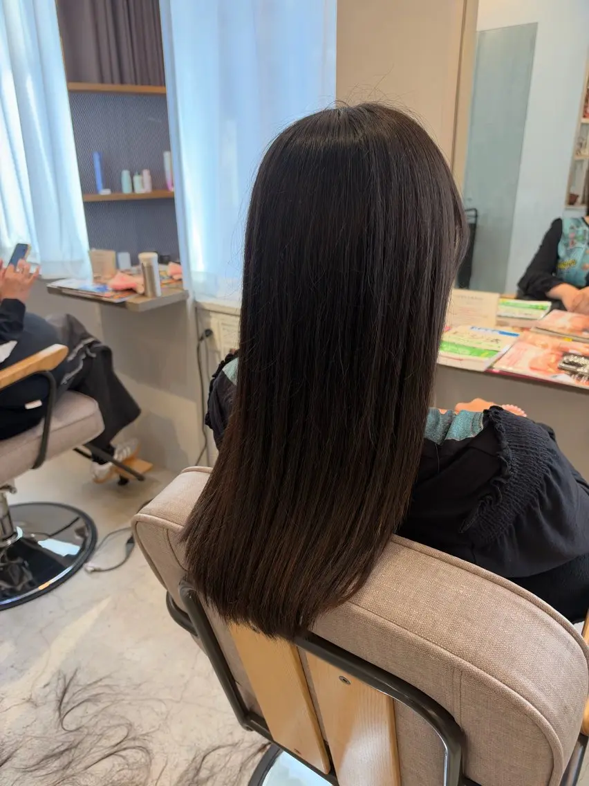 ロング 真鍋 月音のヘアスタイル