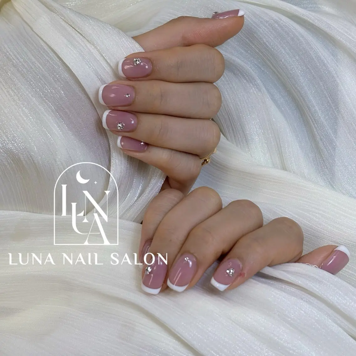 ネイル ハンドネイル ハンドケア LUNA Nail salon💕のネイルデザイン