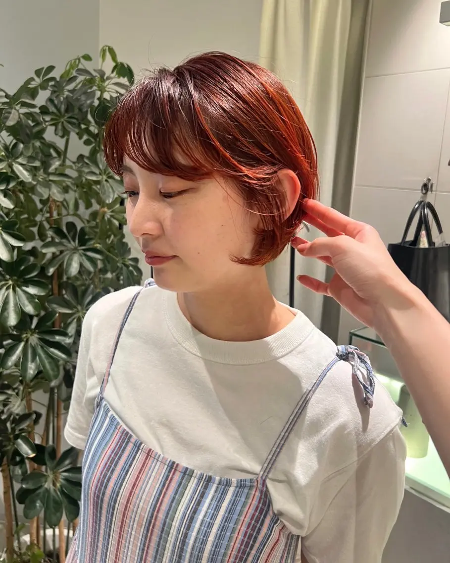 ショート カラー ブリーチ HARA KOTONEのヘアスタイル