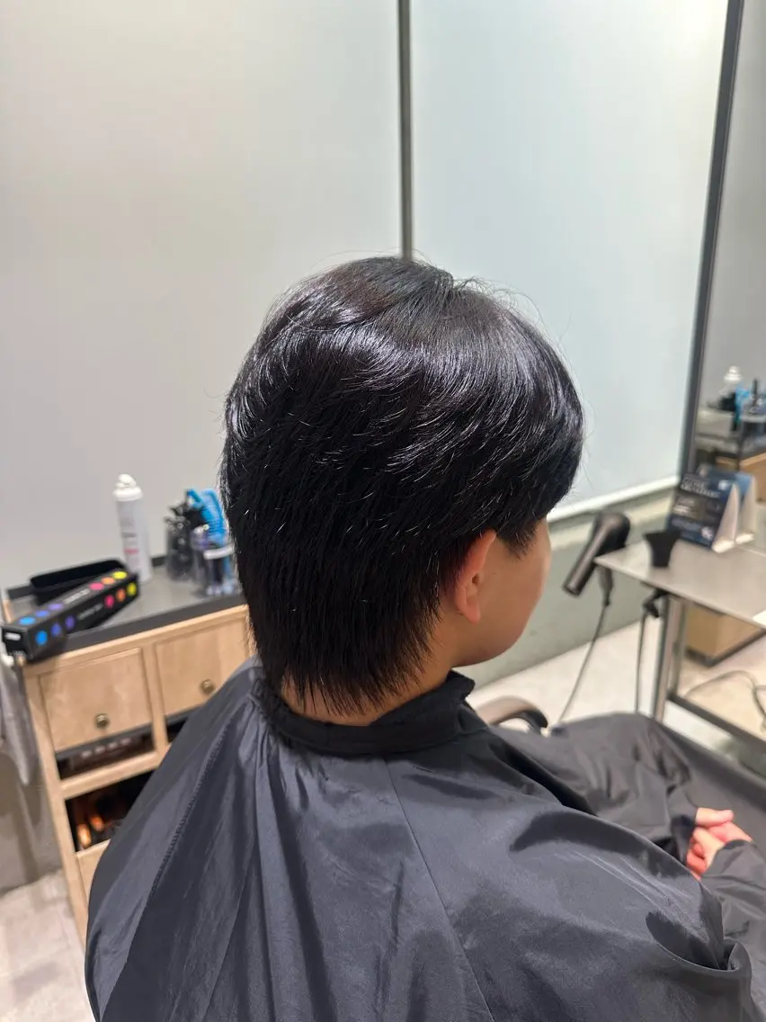 カラー 村上 優央のヘアスタイル