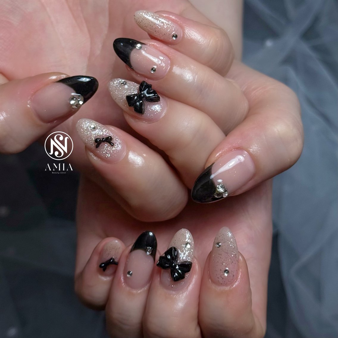 ロング ハンドネイル 🌟AMIA BEAUTY🌟のネイルデザイン