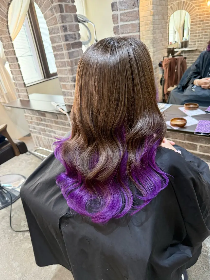 ロング カラー ブリーチ バイオレットカラー カット ヘアカラー トリートメント 艶カラー/インナー /グラデ/大西小百合のヘアスタイル