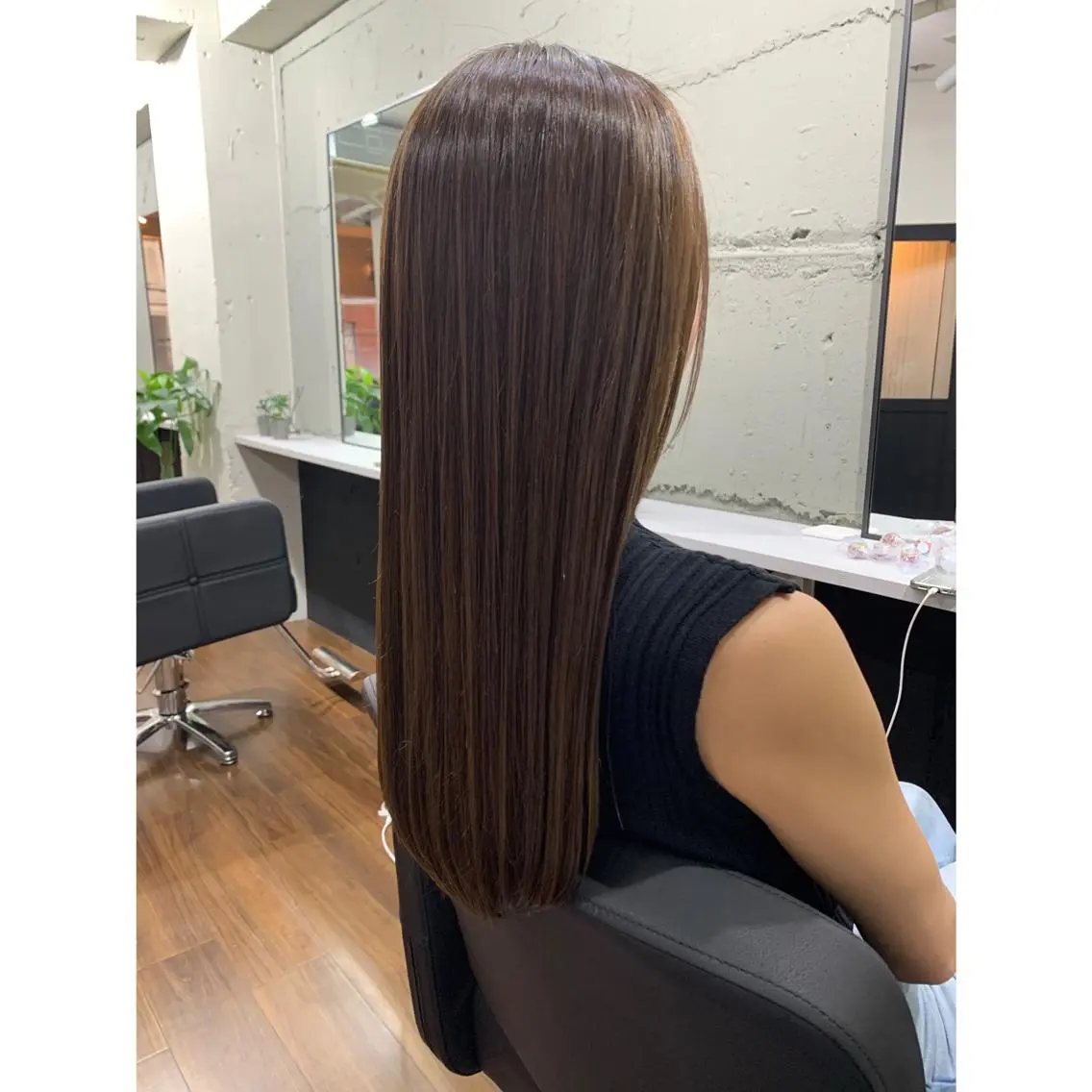 ロング 髪質改善専門　酸性ス トレート　縮毛矯正のヘアスタイル