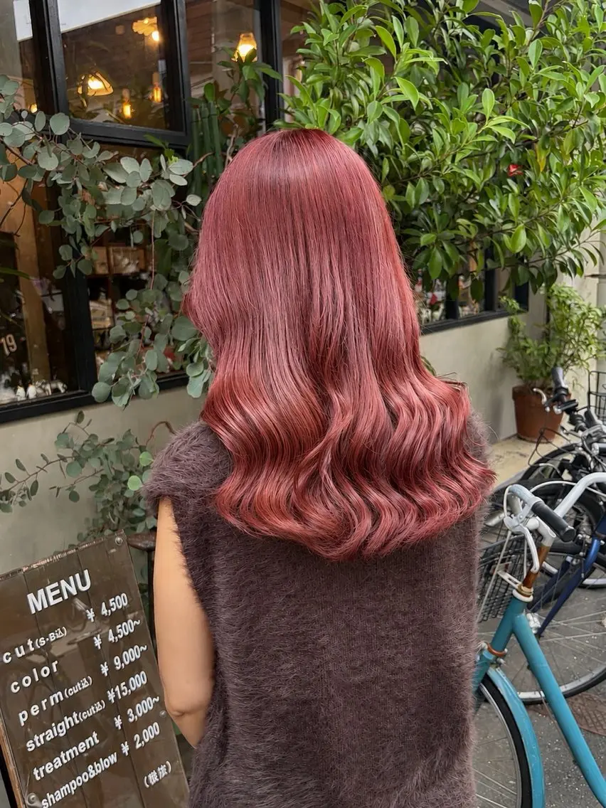 カラー ピンクカラー ヘアカラー トリートメント 竹内 春奈のヘアスタイル