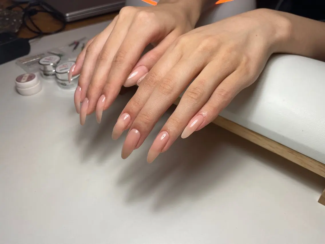 ネイル ハンドネイル 楊 蓉のネイルデザイン