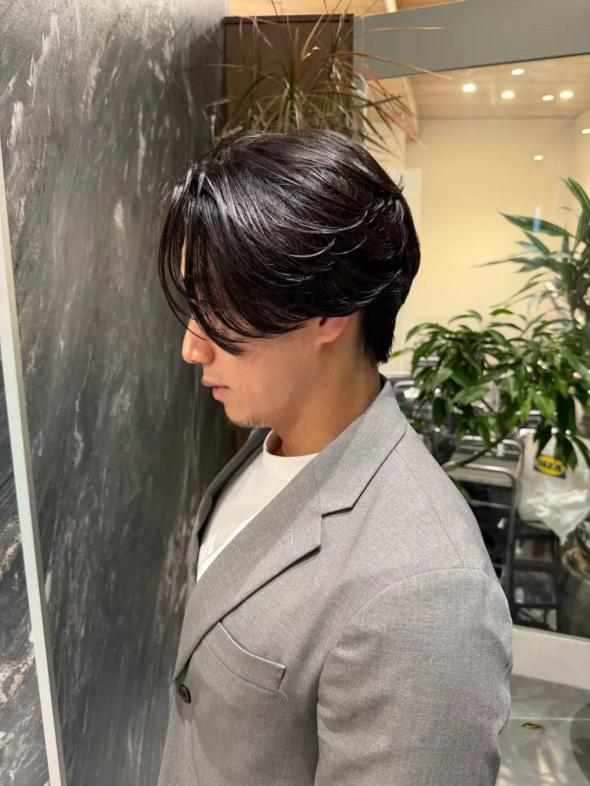 ミディアム パーマ メンズ ミディアムパーマ メンズパーマ ニュアンスパーマ 💈原宿指名No.1 センターパート💈のヘアスタイル
