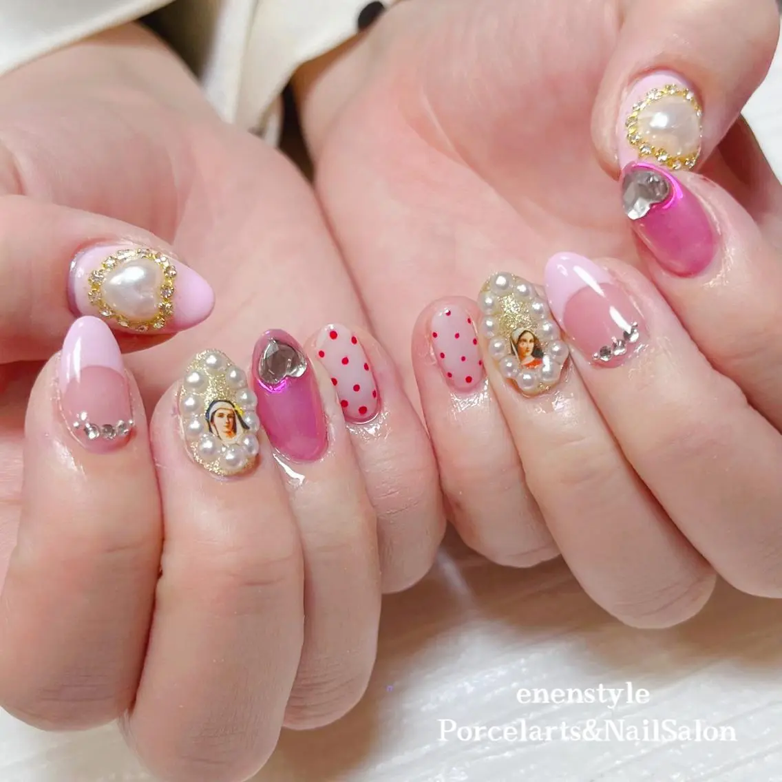 ミディアム ネイル 🐾enen style 🐾のネイルデザイン