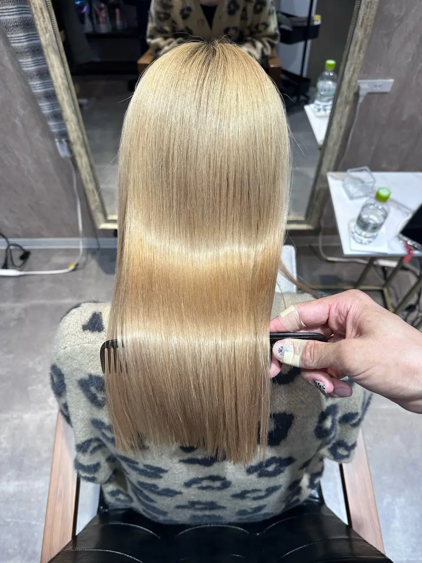 セミロング quill クイル　ツボイタクマのヘアスタイル