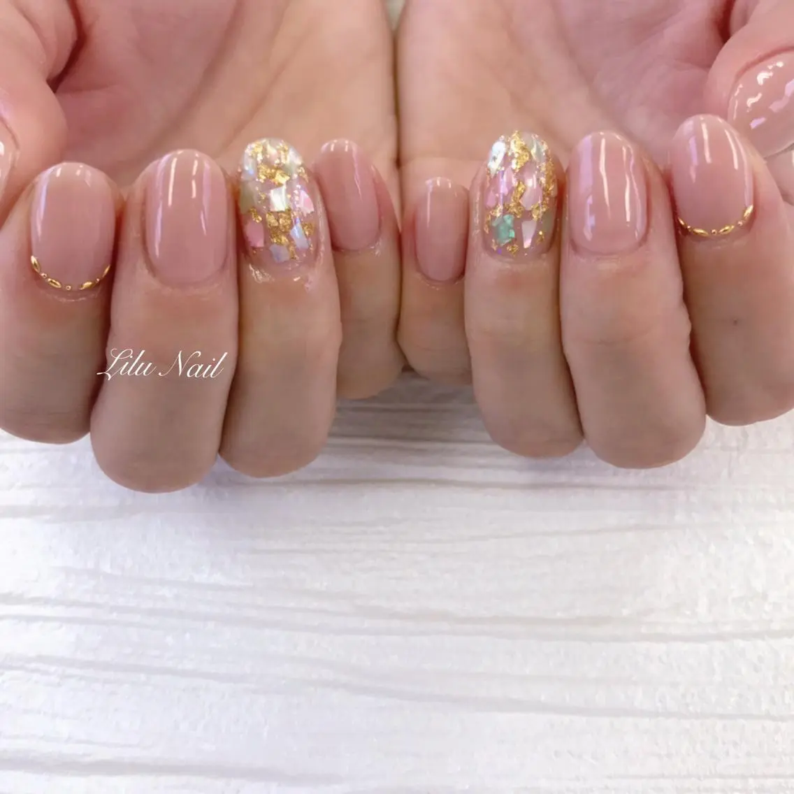 ネイル シンプルネイル モチの良さ◉ フィルインネイル♡のネイルデザイン