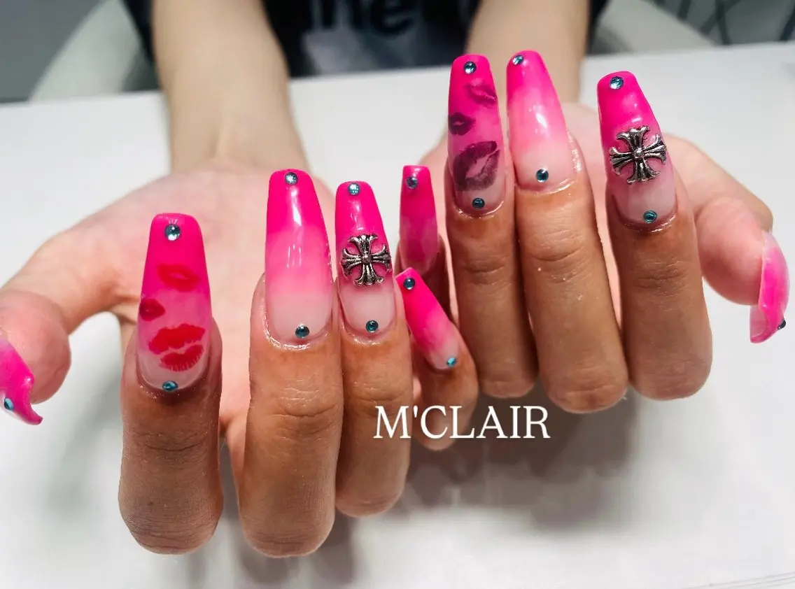 ネイル グラデーション ストーンネイル M'CLAIR makikoのネイルデザイン