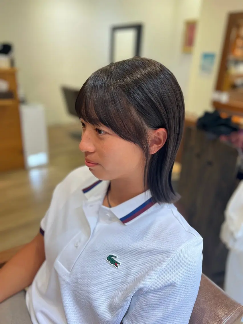 ミディアム カラー 外ハネヘア miku 三ノ輪のヘアスタイル