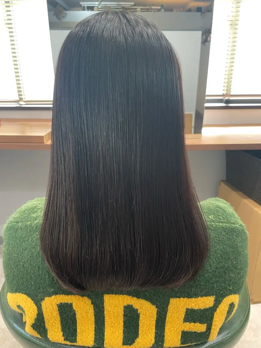 ミディアム パーマ 今雪 聡美のヘアスタイル