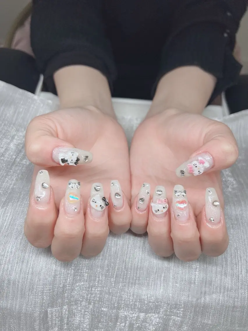 ネイル オーロラネイル チークネイル 長さ出し フットネイル フレンチネイル Lee Nails チップ長さだし専門店のネイルデザイン
