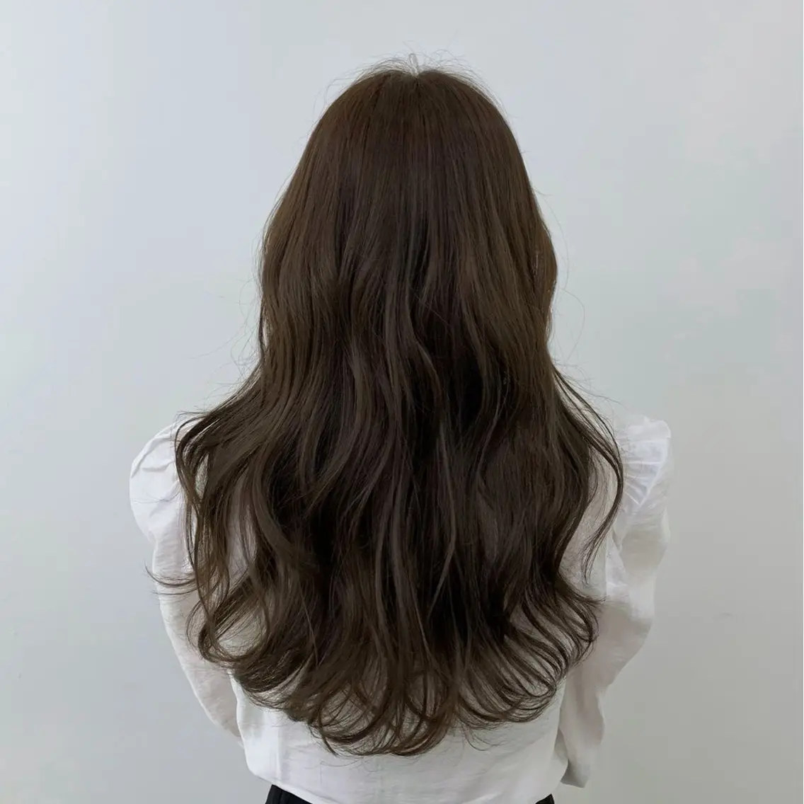 ロング パーマ カット パーマ トリートメント コテ巻き風パーマ🫧 韓国パーマ反町海大のヘアスタイル