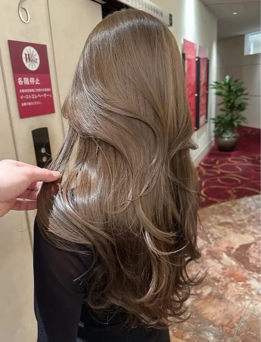 カラー ヘアカラー sera 🎀ベージュのヘアスタイル
