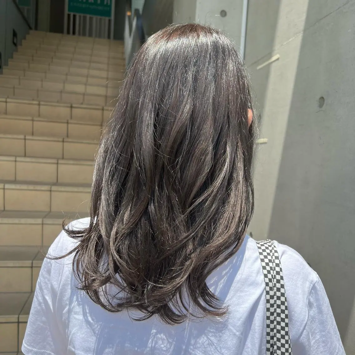 カラー グレージュ オリーブグレージュ オリーブグレー ヘアカラー トリートメント stylist 🐶内藤 成香のヘアスタイル