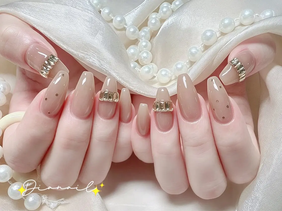 ネイル フットネイル 韓国ネイル レース マグネットネイル ニュアンスネイル ハンドネイル Dia nail サロンのネイルデザイン