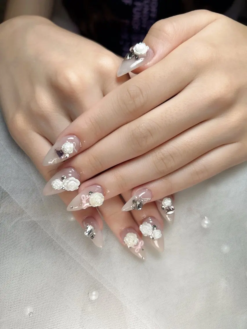 ネイル ゆき 🌻ひまわりサロンのネイルデザイン