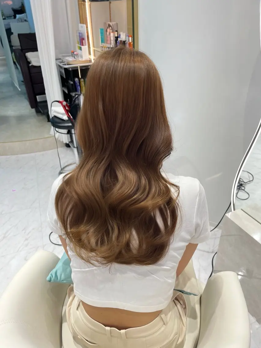 ロング カラー ベージュカラー ブリーチ ブリーチなしカラー トリートメント ヘアカラー トリートメント 𝑹𝒊𝒉𝒐🎀 名駅/大人韓国ヘアのヘアスタイル