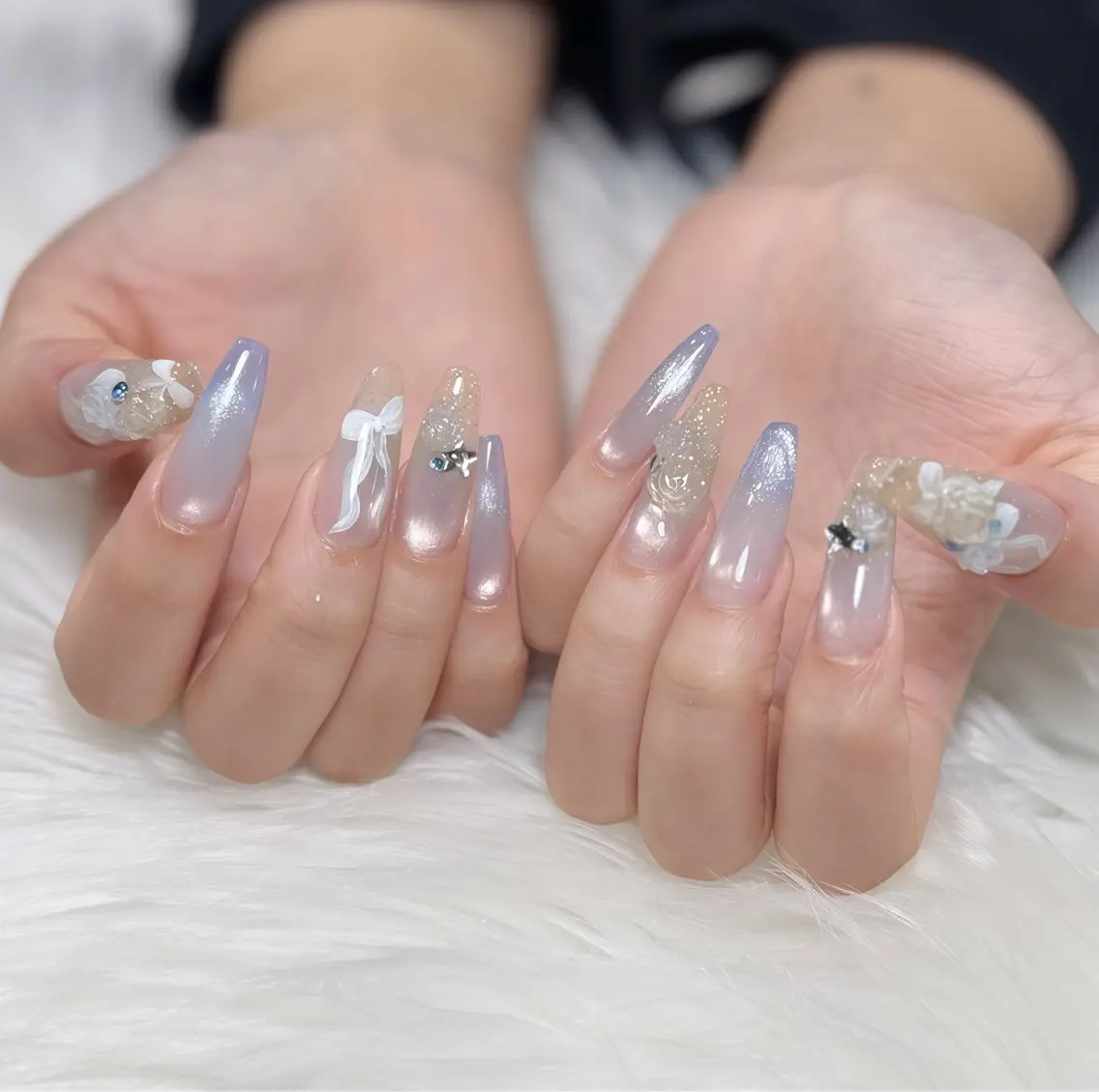 ネイル オーロラネイル チークネイル フットネイル フレンチネイル ジェルネイル ハンドネイル Havi Nailsのネイルデザイン