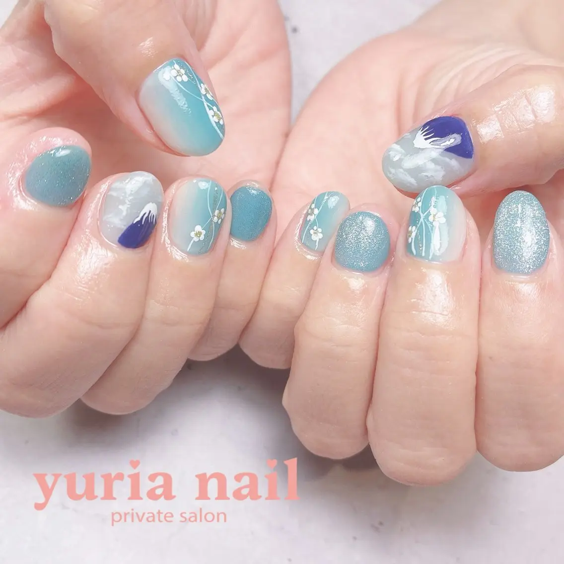 ネイル アートネイル ブルー ジェルネイル ハンドネイル 小林 ゆりあのネイルデザイン