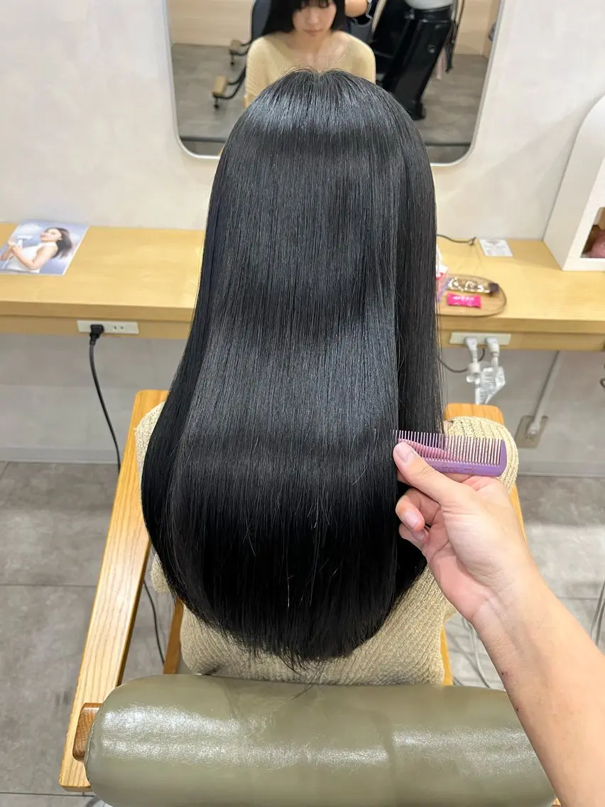 セミロング 髪質改善 レイヤーカット トリートメント 酸性ストレート カット ヘアカラー トリートメント 髪質改善/レイヤー/ ボブ/磯野史歩のヘアスタイル