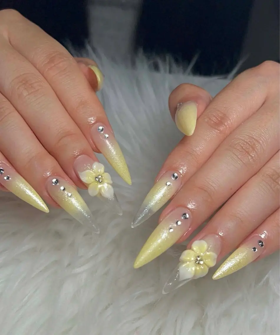 ネイル ハンドネイル Rinaky Amee Nailのネイルデザイン