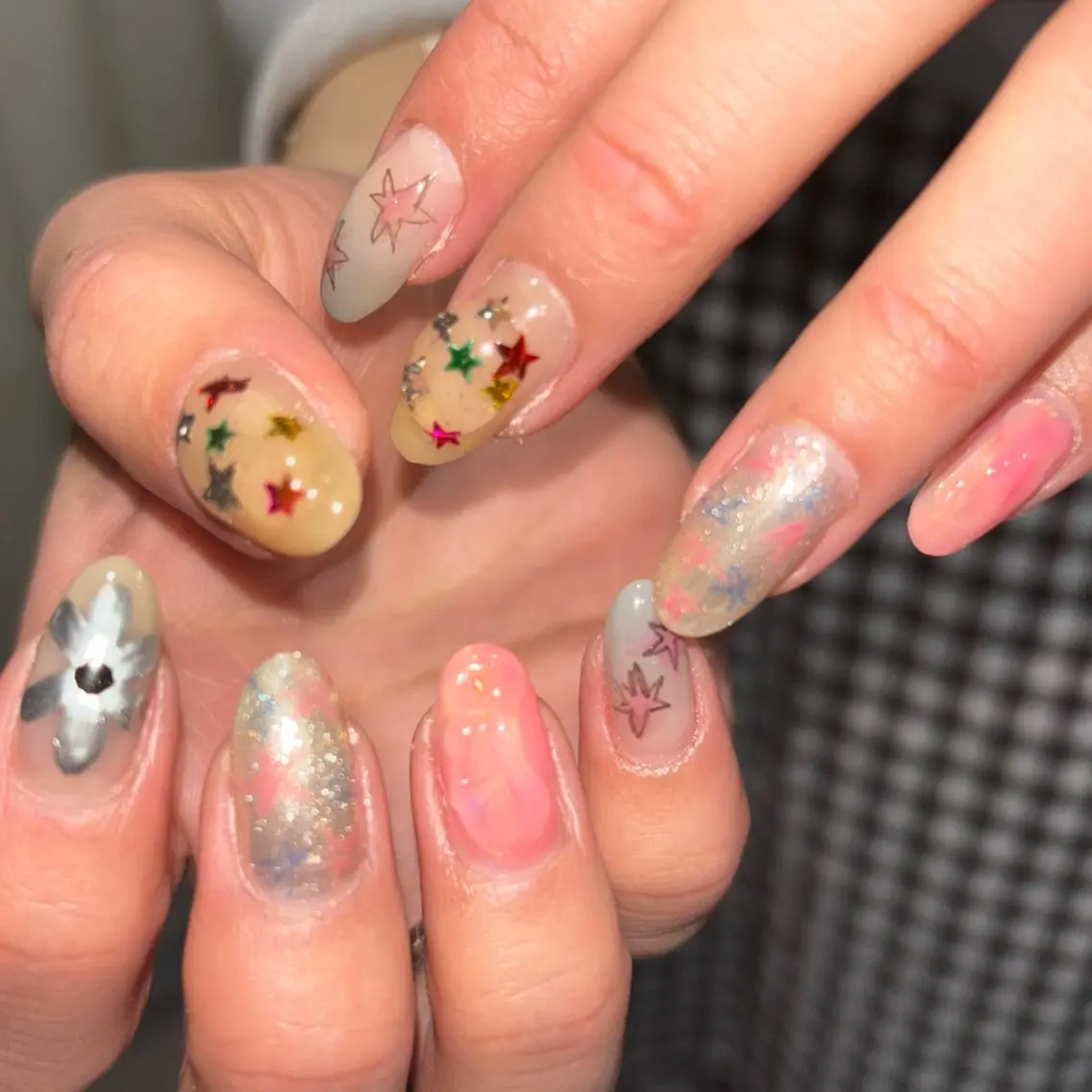 ネイル ハンドネイル 🪐富島彩夏 /海外nail🪐のネイルデザイン