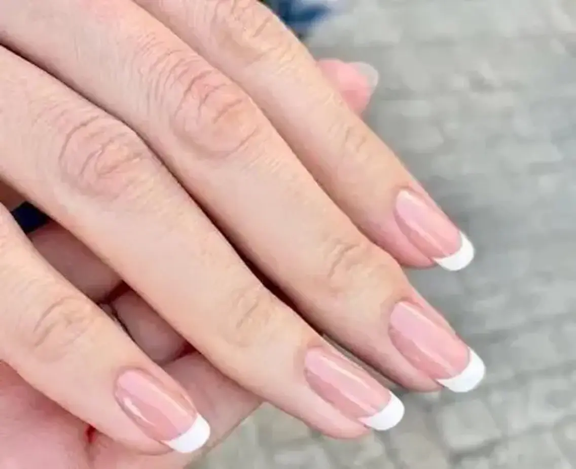 【⚠️オフなし】フレンチネイル💅カラー変更可🍬の写真