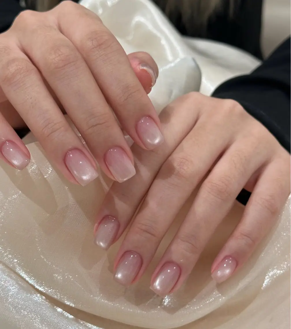 ネイル アートネイル オーロラネイル チークネイル フレンチネイル ガラスフレンチ 🎀🎀YooLi Nail Salonのネイルデザイン