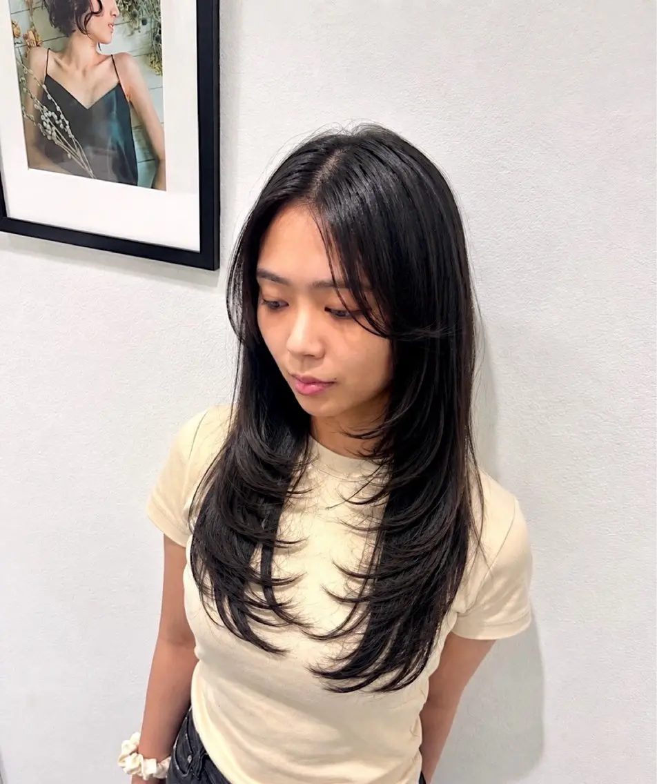 ロング ロングレイヤー 韓国風ヘア レイヤーカット ロング 韓国レイヤー/艶髪 vi-taのヘアスタイル