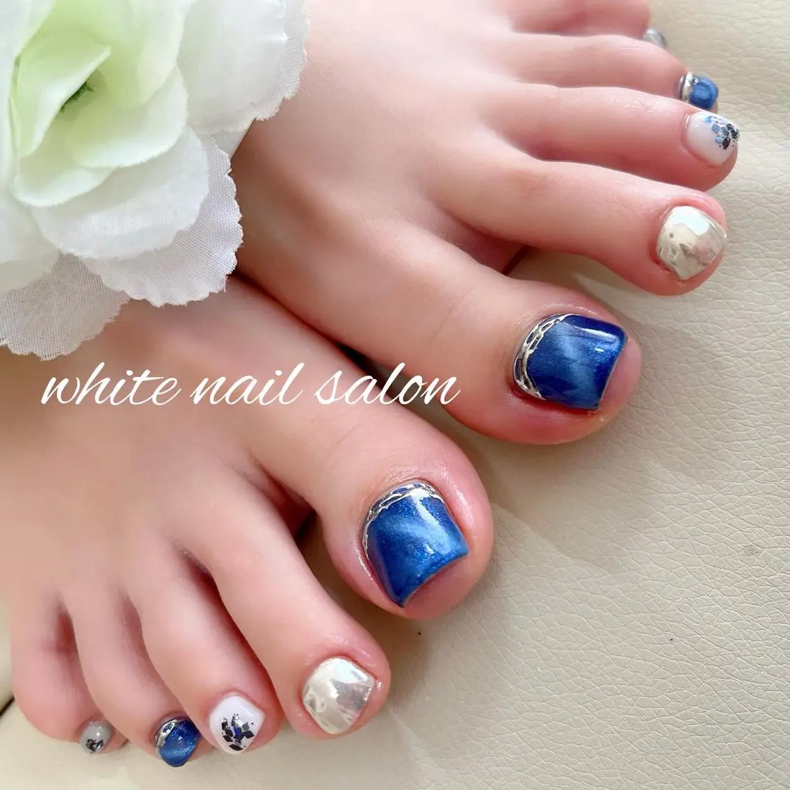 ネイル ジェルネイル ハードジェル ラメ(グリッター) 持ち込み ソフトジェル フットネイル white nail salonのネイルデザイン