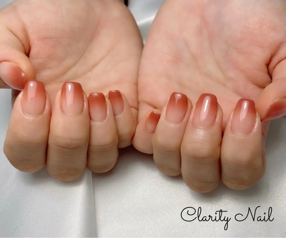 ネイル グラデーション ハンドネイル Clarity Nailのネイルデザイン
