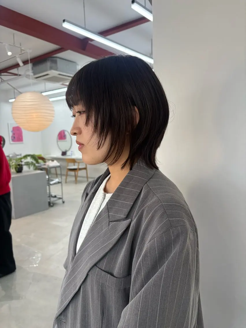 ミディアム カット 🪻韓国カット 🤍yuanのヘアスタイル