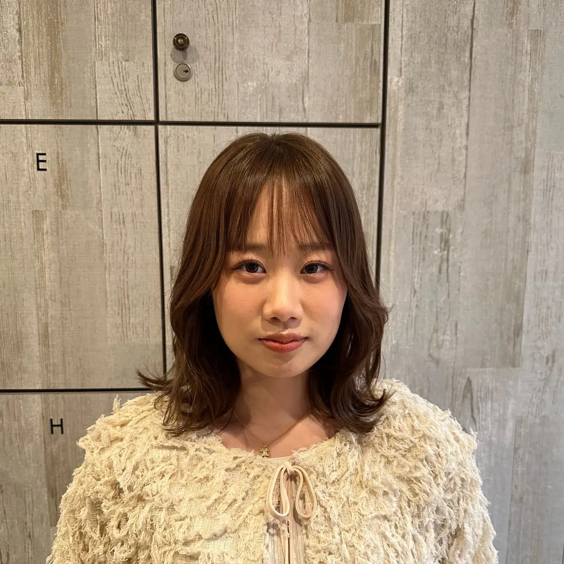 ミディアム カラー レイヤーカット 柔らかいbeige ¦韓国¦🩰マユ🩰のヘアスタイル