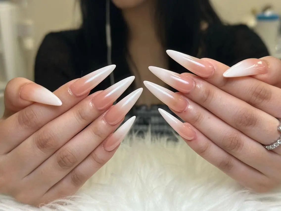 ネイル アートネイル 成人式 ジェルネイル ニュアンスネイル 夏ネイル ハンドネイル Jenn Nail Salonのネイルデザイン