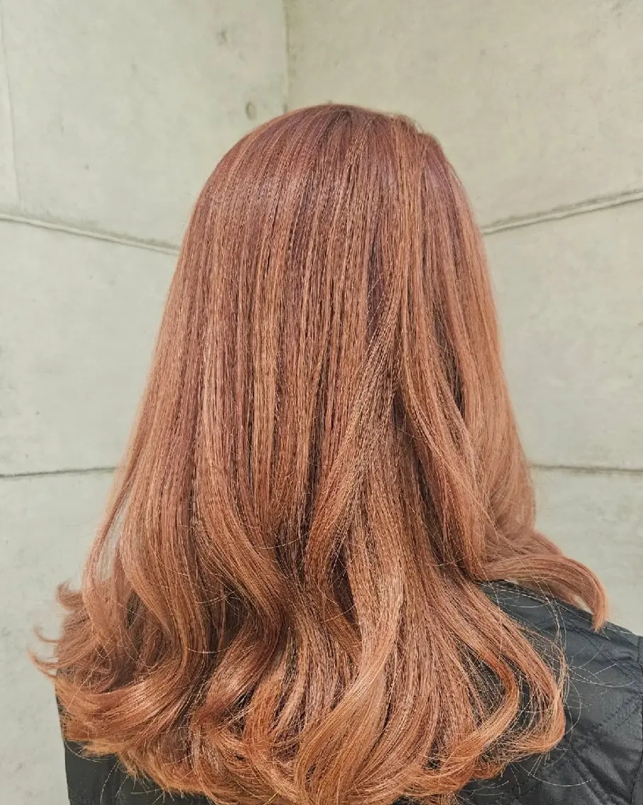 カラー オレンジ ヘアカラー ハイトーンカラー✂ tommyのヘアスタイル