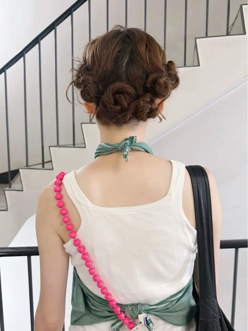 ミディアム hanami /名駅のヘアスタイル