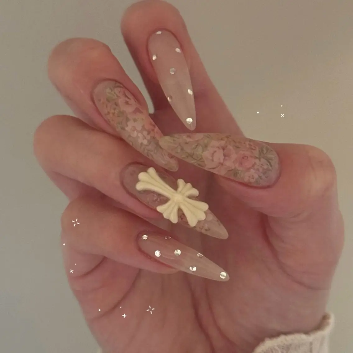ネイル ハンドネイル BERA NAILSのネイルデザイン