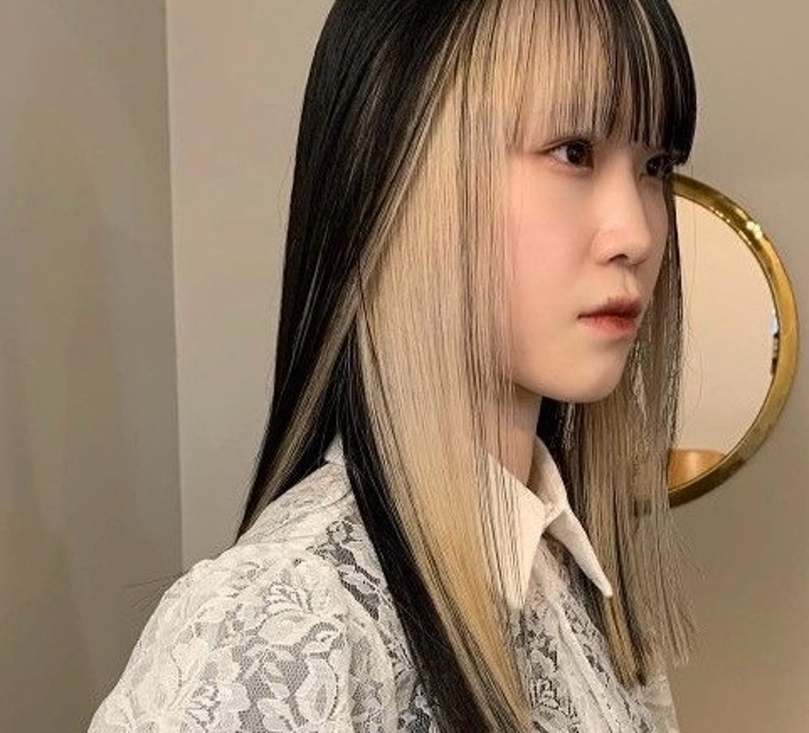 インナーイヤリングカラー+似合わせカット+全体ケアカラー+クイックトリートメントの写真