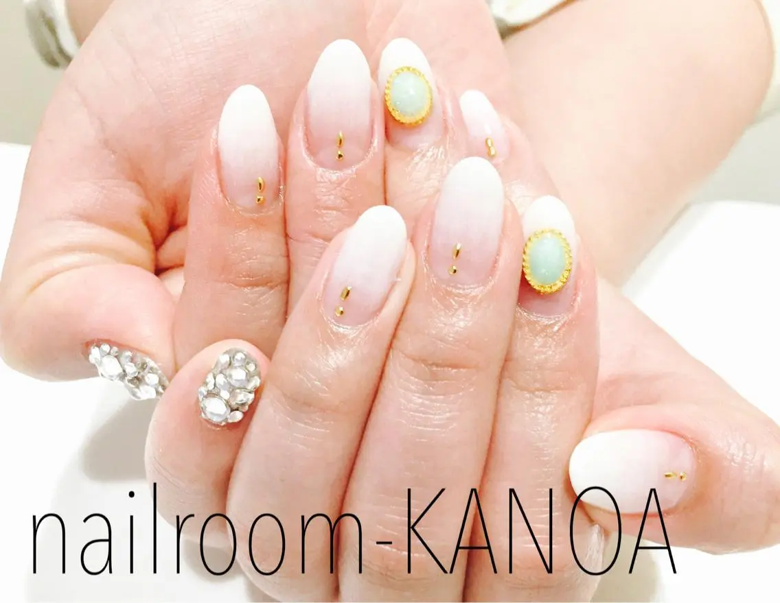 ネイル グラデーション nailroom- KANOAのネイルデザイン