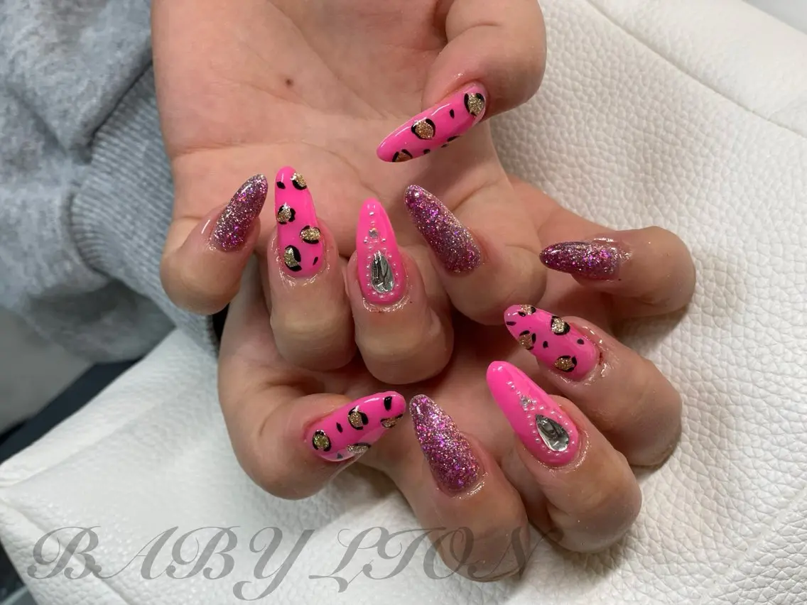 ネイル ハンドネイル BABY LION :Linaのネイルデザイン