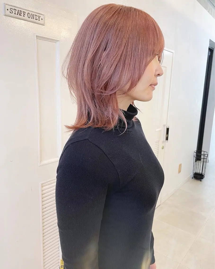 ショート カラー ピンクカラー レイヤーカット カット ヘアカラー トリートメント GiseL 博多筑紫口店のヘアスタイル