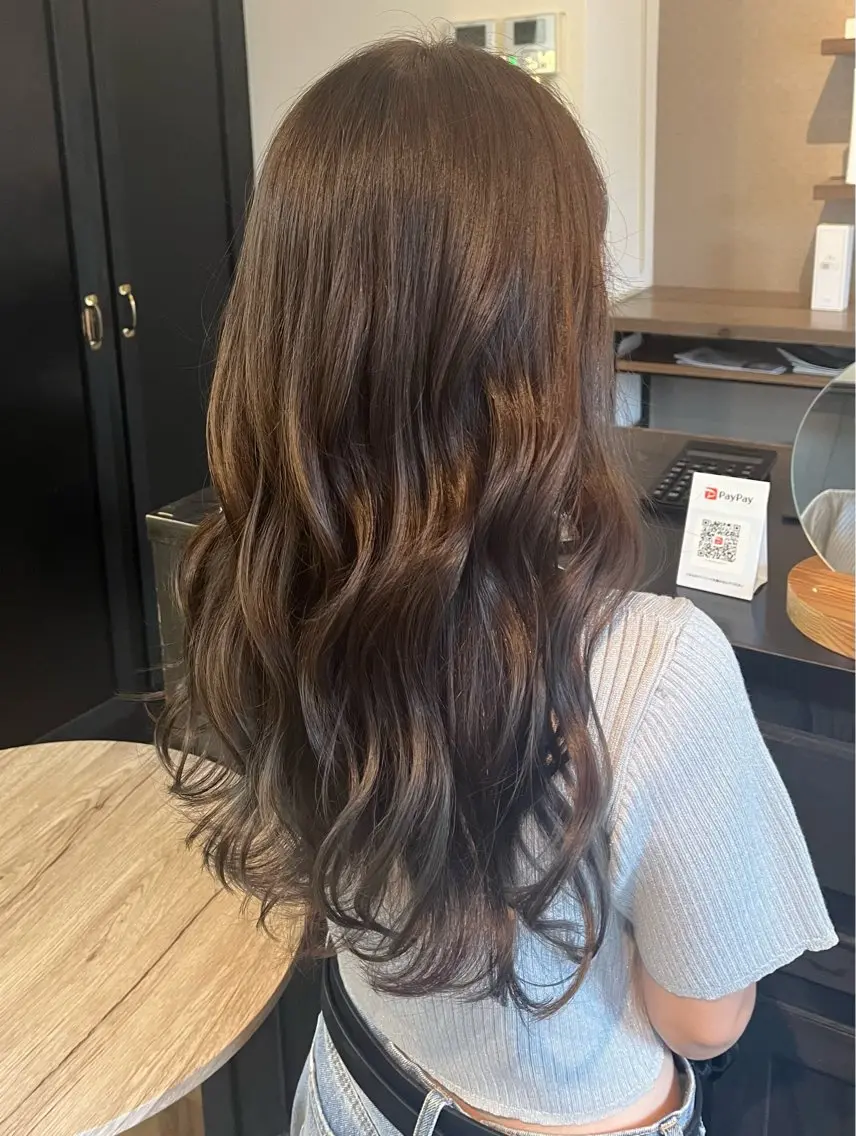 ロング カット ヘアカラー トリートメント Ichika ／ VISEOのヘアスタイル
