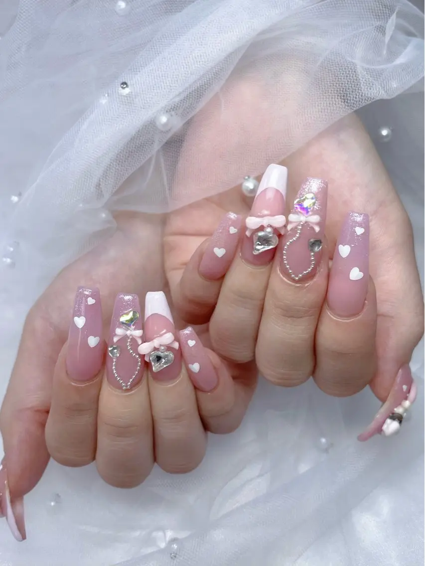 ネイル VIREA Nail Salonのネイルデザイン