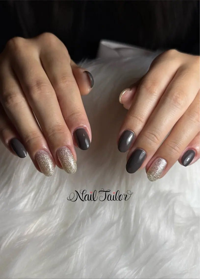 ネイル オフィスネイル ワンカラーネイル シルバー シンプルネイル ハンドネイル NailTailor ネイルテイラーのネイルデザイン